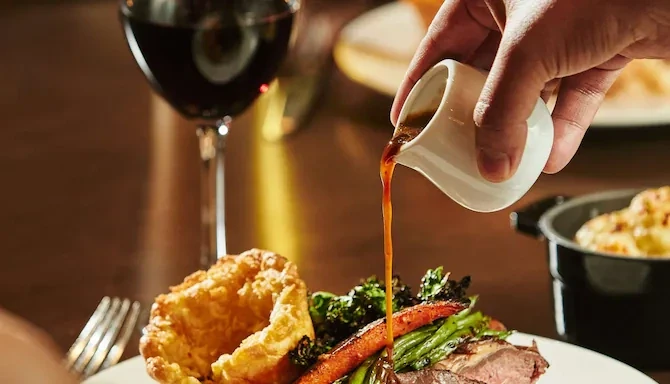 Sunday Roast at RBG Bar, Radisson Resort