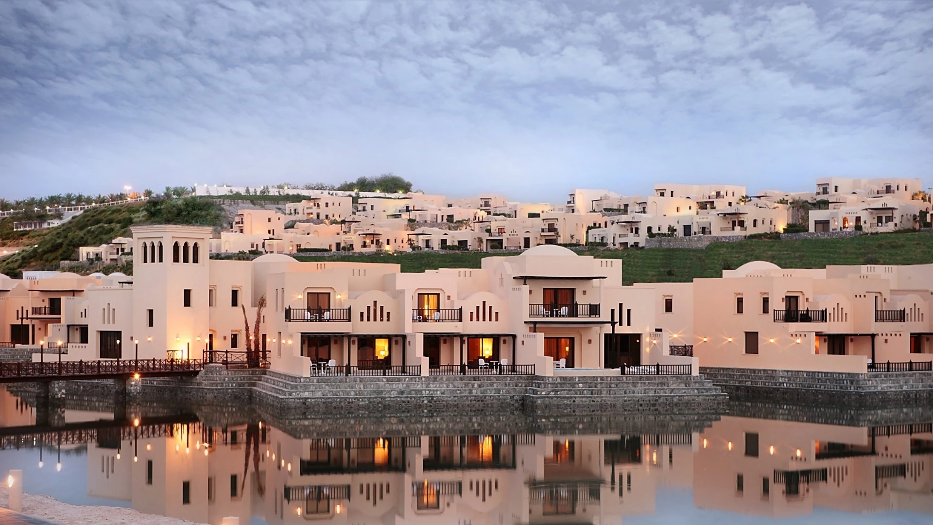 The Cove Rotana Resort Ras Al Khaimah: A Local's Guide