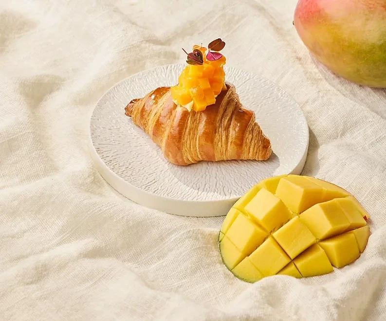 La Haute Croissanterie Fruit Kiss