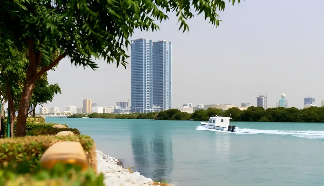 Al Qawasim Corniche, Ras Al Khaimah: Visitor Guide