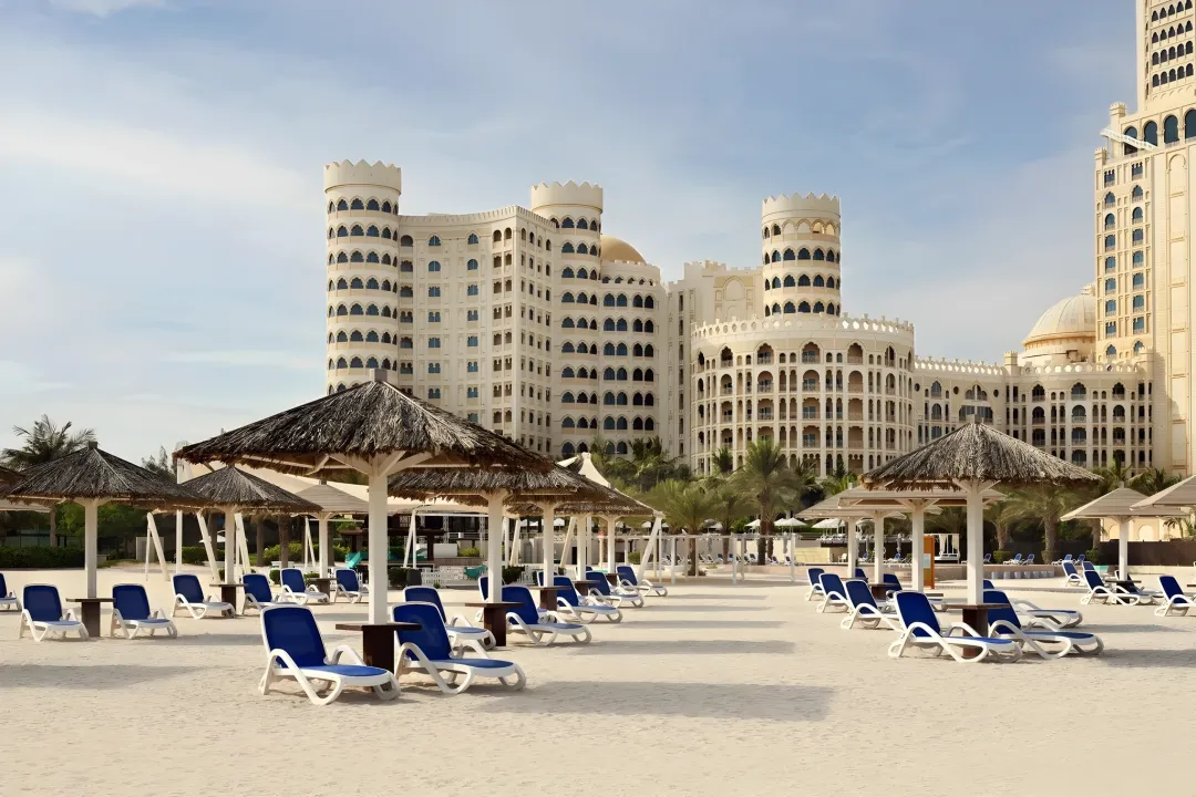 Al Hamra Residence Ras Al Khaimah: Beachfront Suite Guide